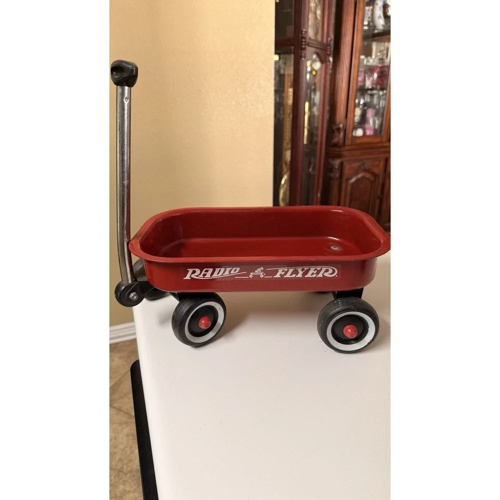 Radio Flyer Mini Red Wagon‎ Toy Desktop Decor Collectible Metal Wagon